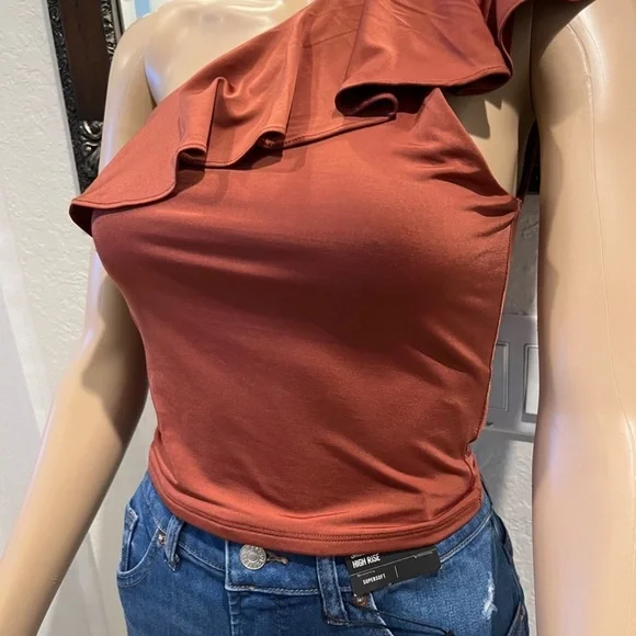 One-Shoulder Ruffle Top - Rust - Picture 4 of 5